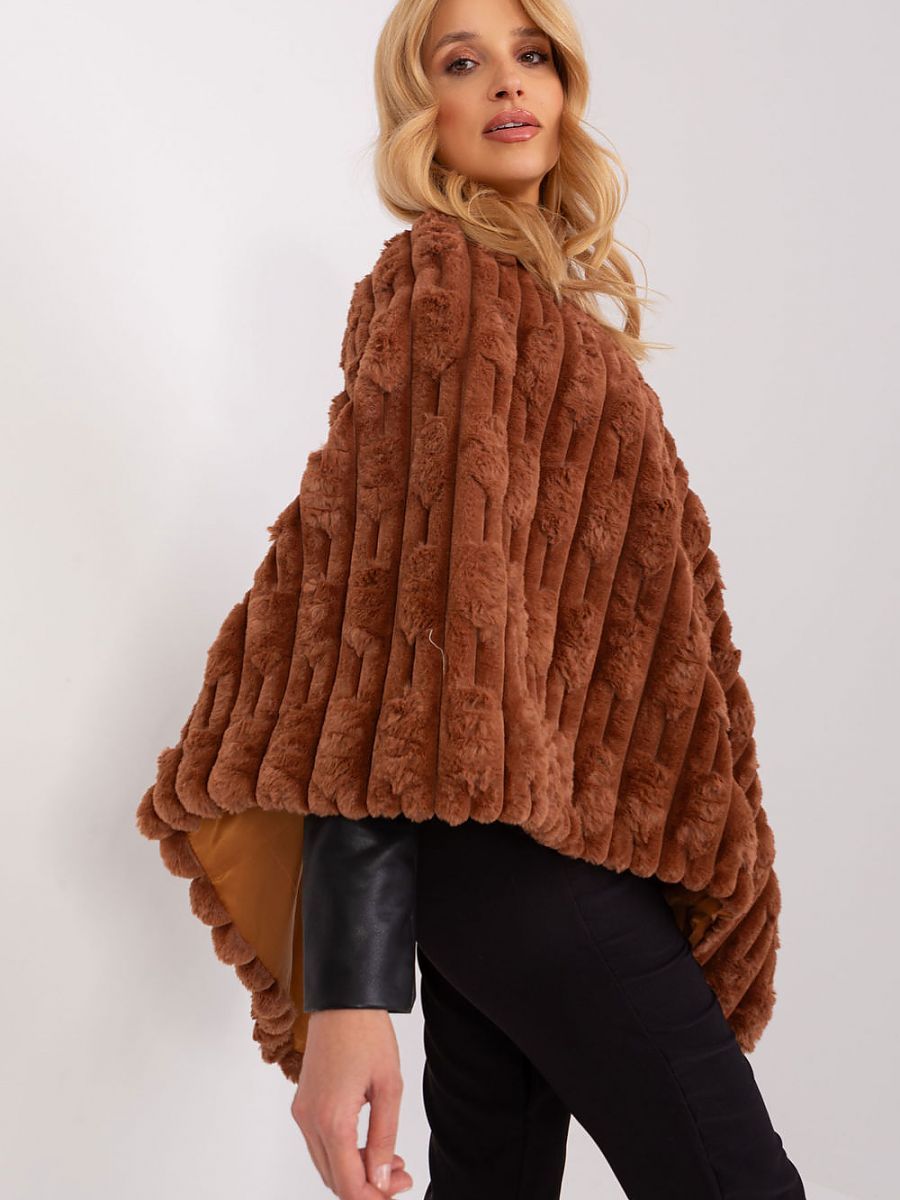 Ruskea Poncho - AT