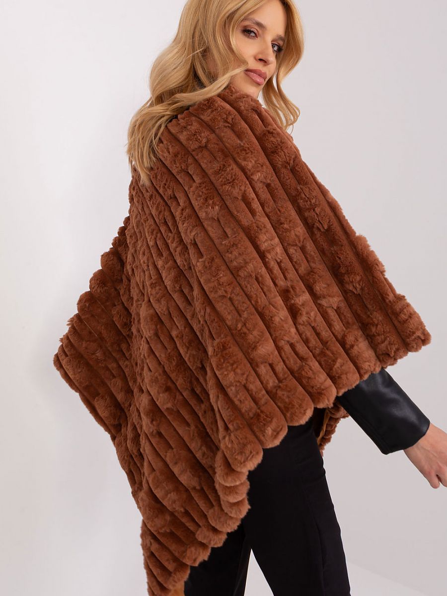 Ruskea Poncho - AT