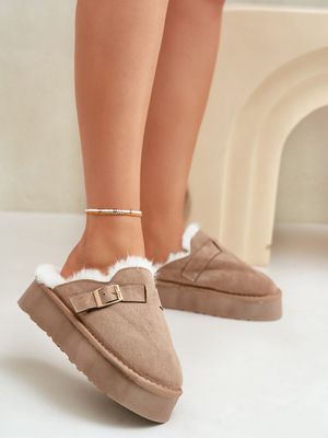 Slippers model 203746 Step in style