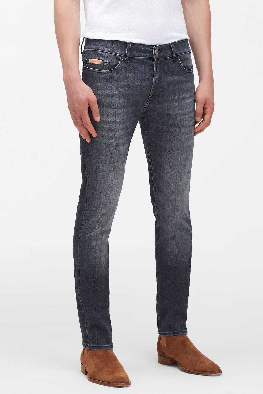 7 For All Mankind Ronnie Jeans
