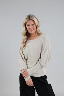 Nukus Batwing Pullover