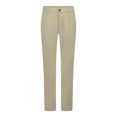 Aeden Aeron Broek