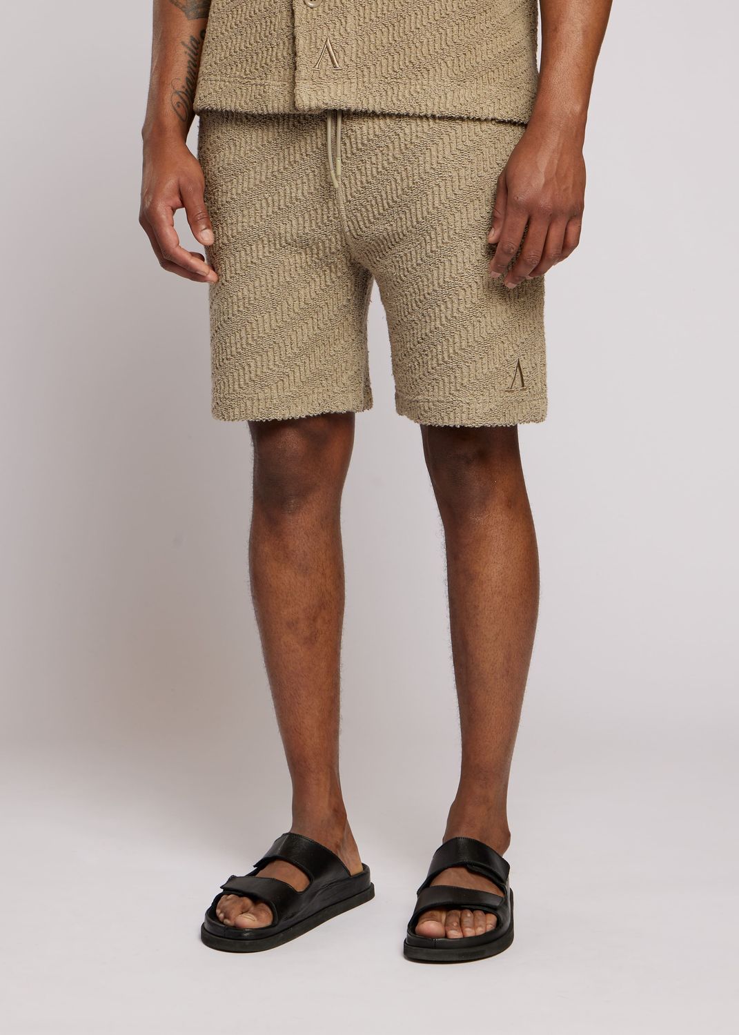 Aeden Rongo Short