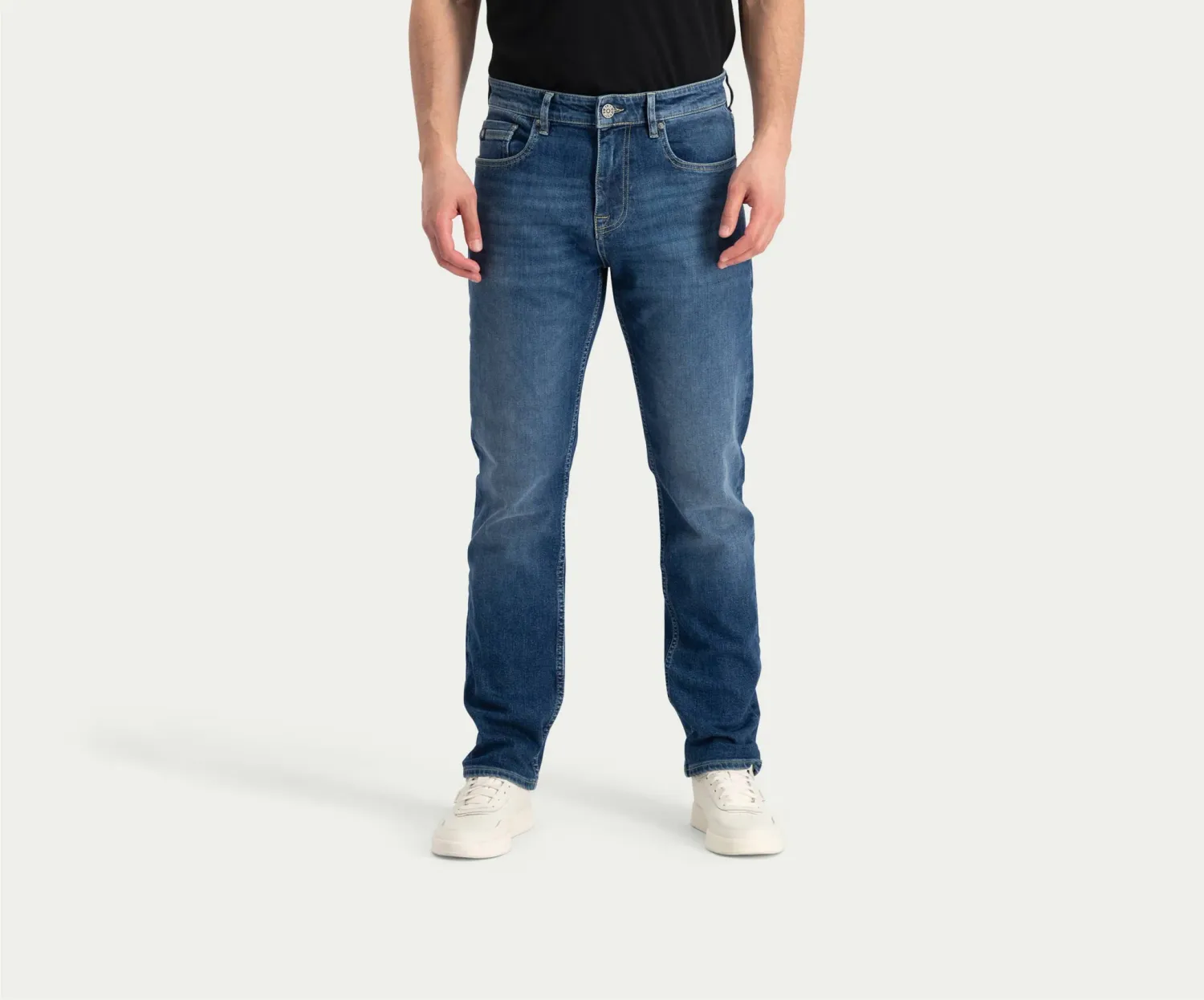 Blue Rivet Straight Indigo Used Jeans