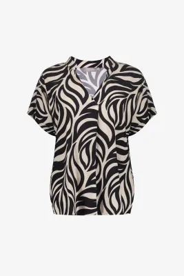 Geisha Swirldessin Top