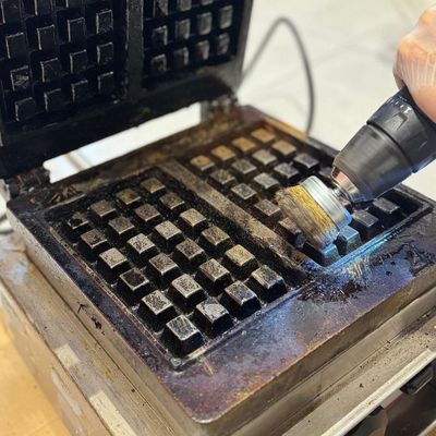 Waffle Machine Cleaning