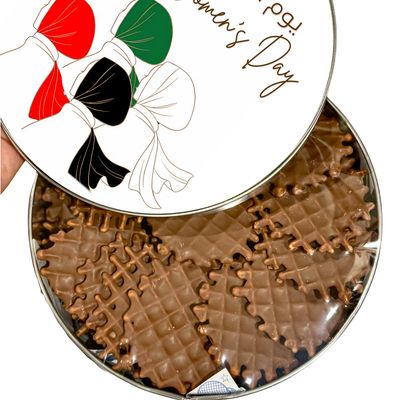 Emirati Women's Day Waffle Chips TIN 2