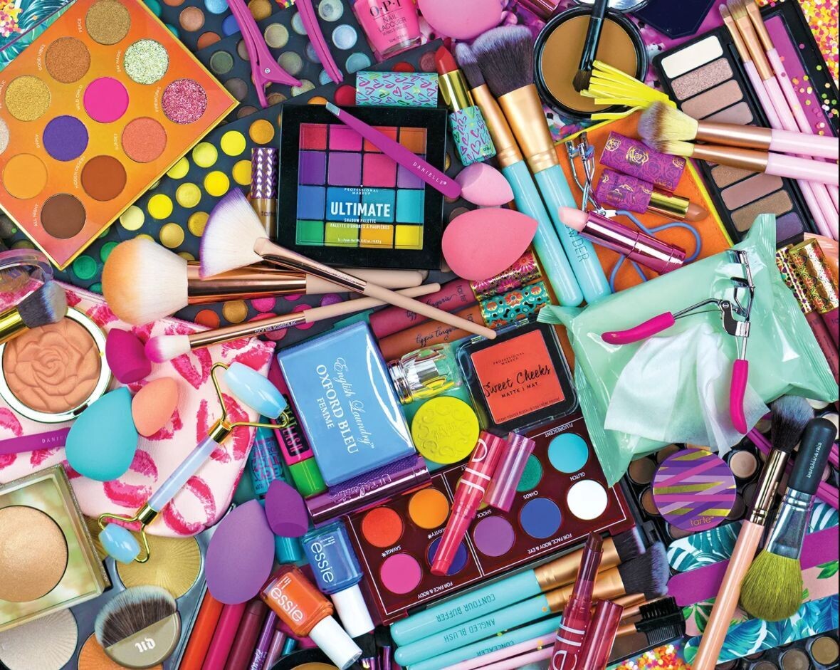 Girls Night Out 1000 Pc