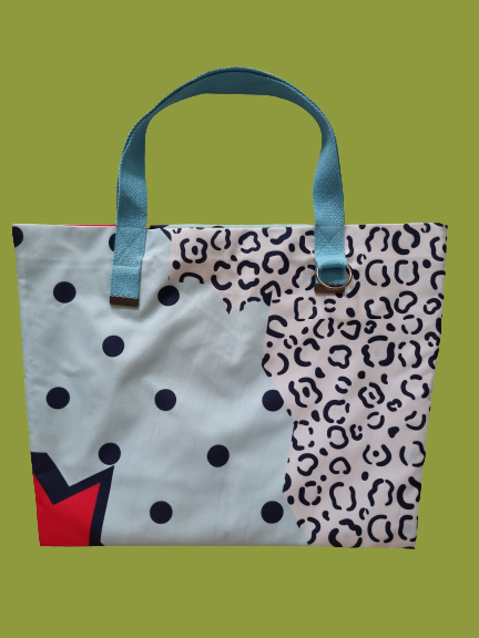 Tote bag aus recycelten PET Flaschen Tote bag aus recycelten PET Flaschen