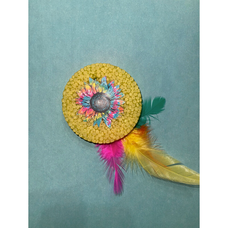 tie-dye freshie with feathers