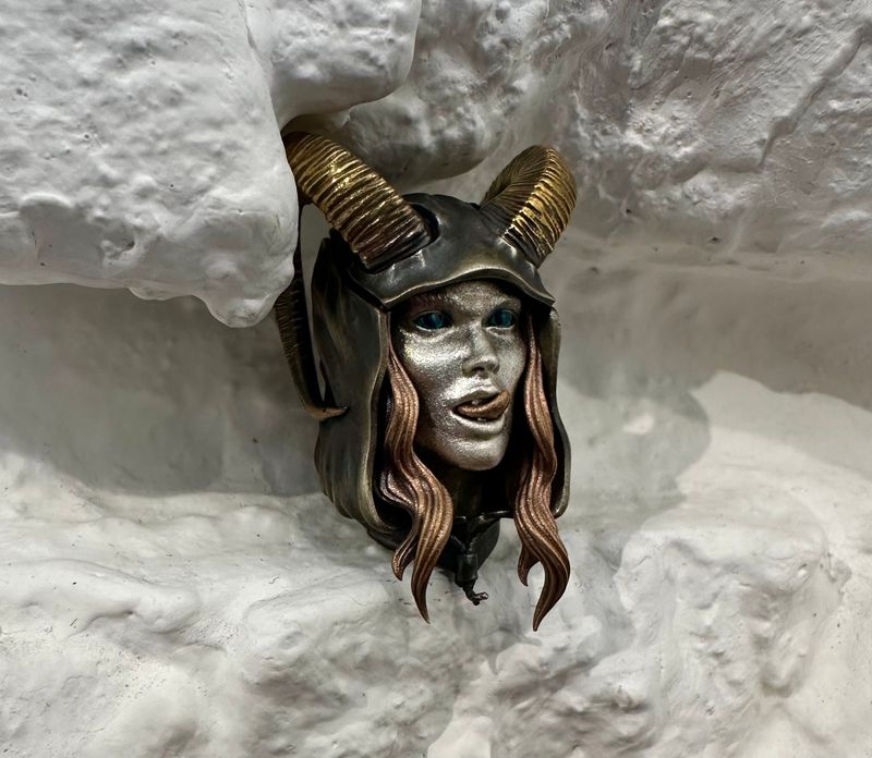 Bony Buddy - Succubus bead