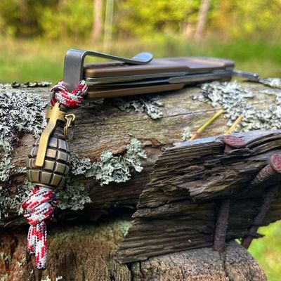 Bony Buddy - Grenade bead