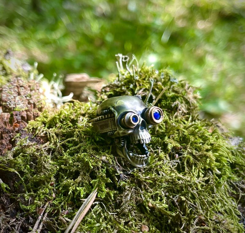 Bony Buddy - Doomscrolling