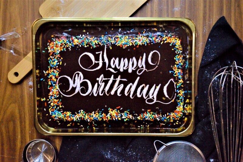 Pastel Chocolate Cake