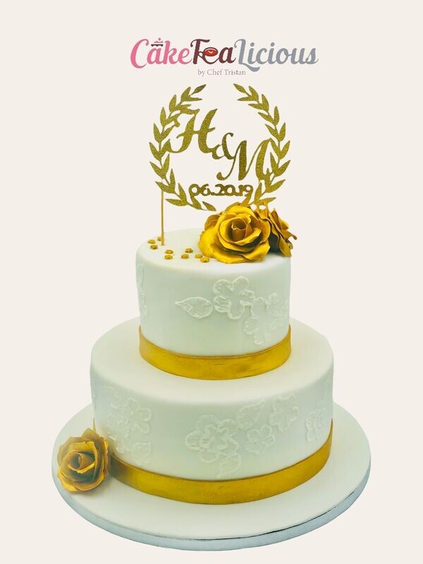 Gold &amp; White Wedding Cake