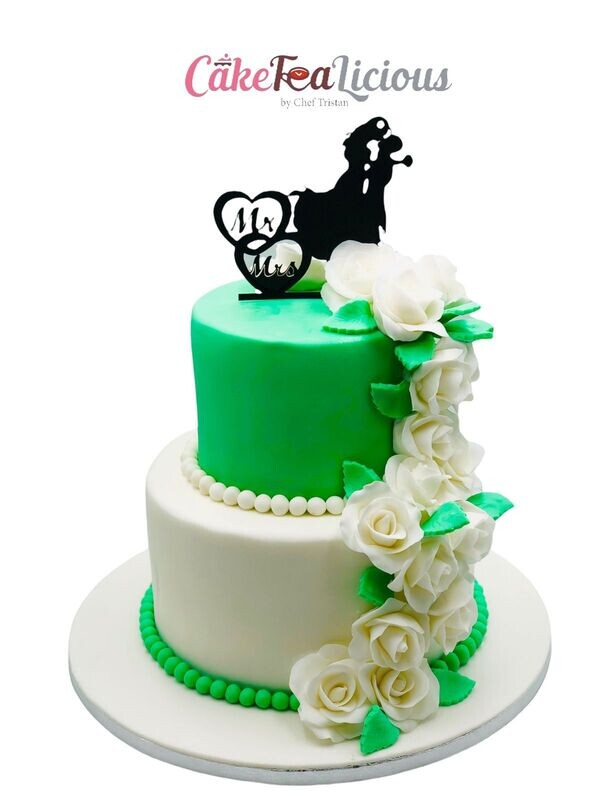 Green &amp; White Theme Wedding Cake