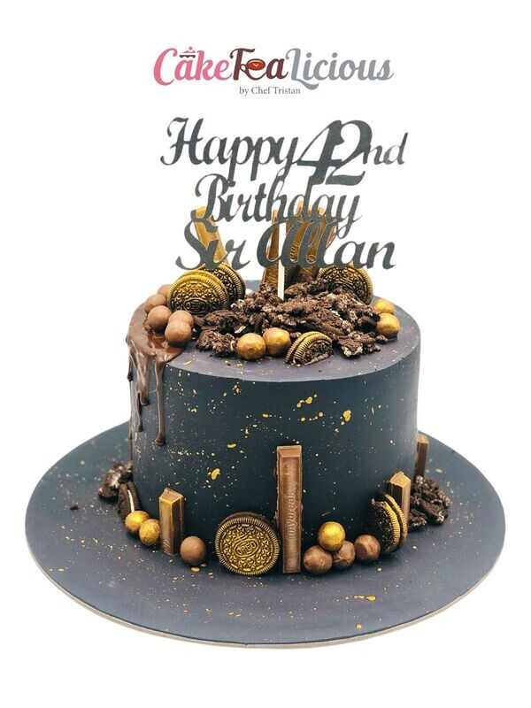 Black &amp; Gold Cake