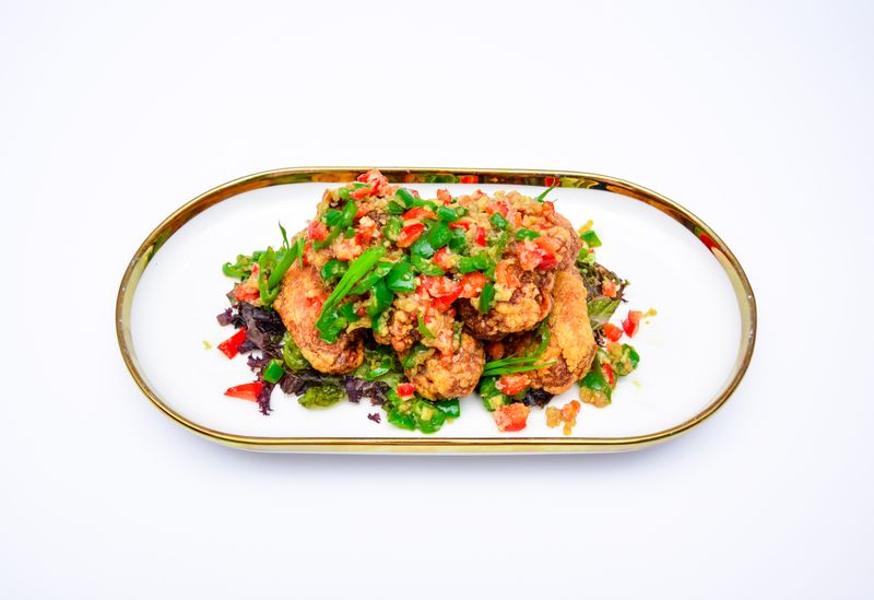 Salt and pepper chicken wings