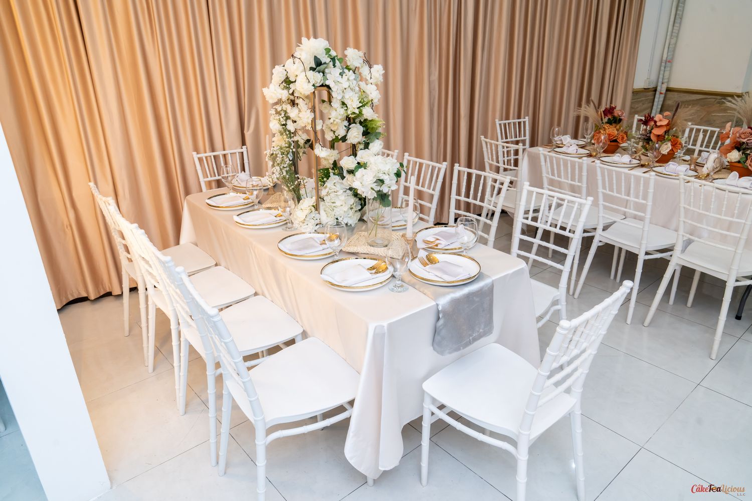 Anastacia Table &amp; Chairs Set Package