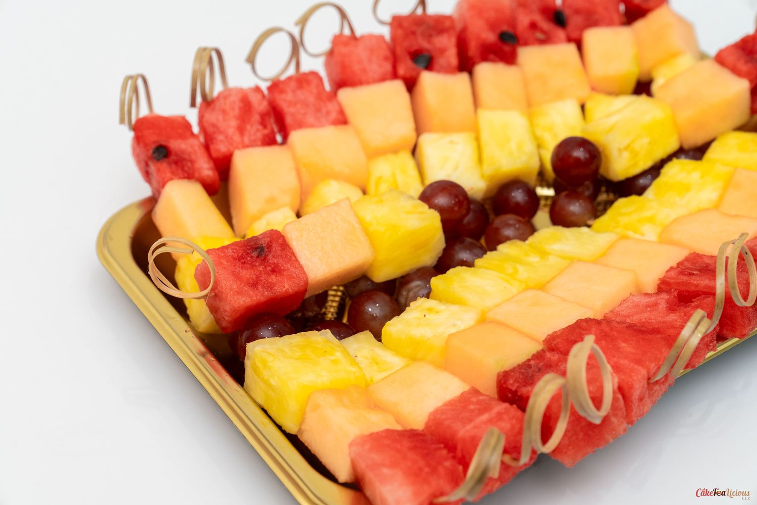 FRESH FRUIT SKEWER