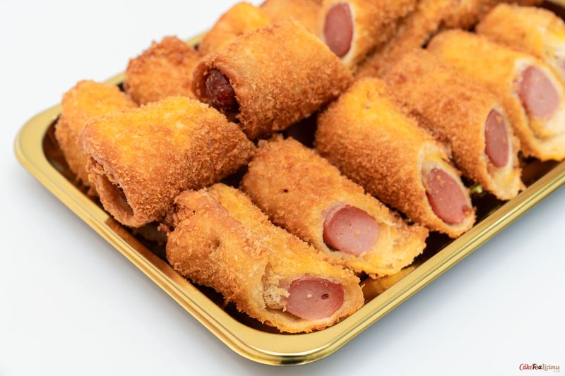 SAUSAGE ROLL