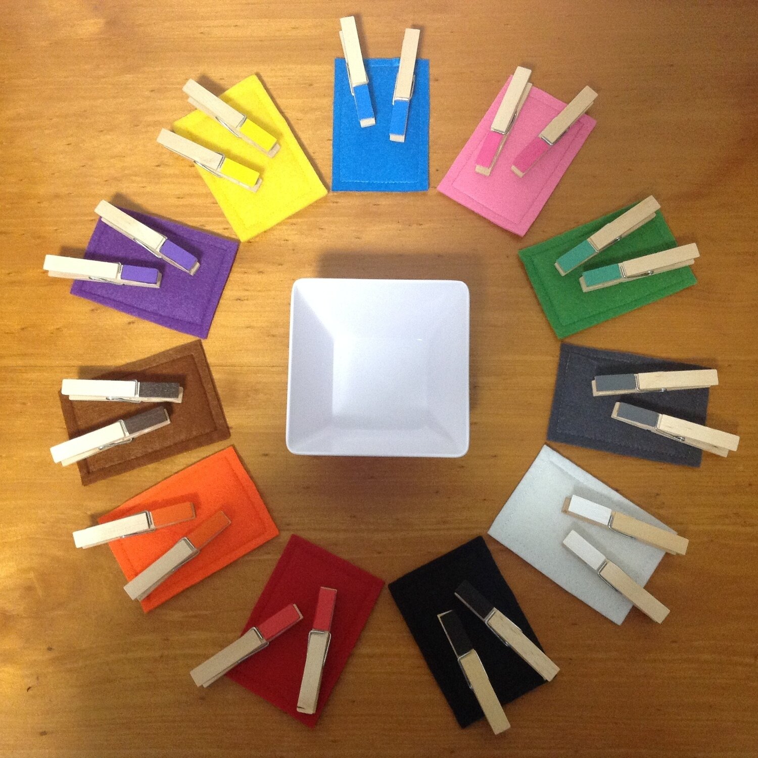 Peg and Felt Colour Match