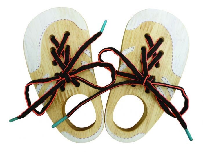 CLEARANCE ITEM - Let Lace Shoes