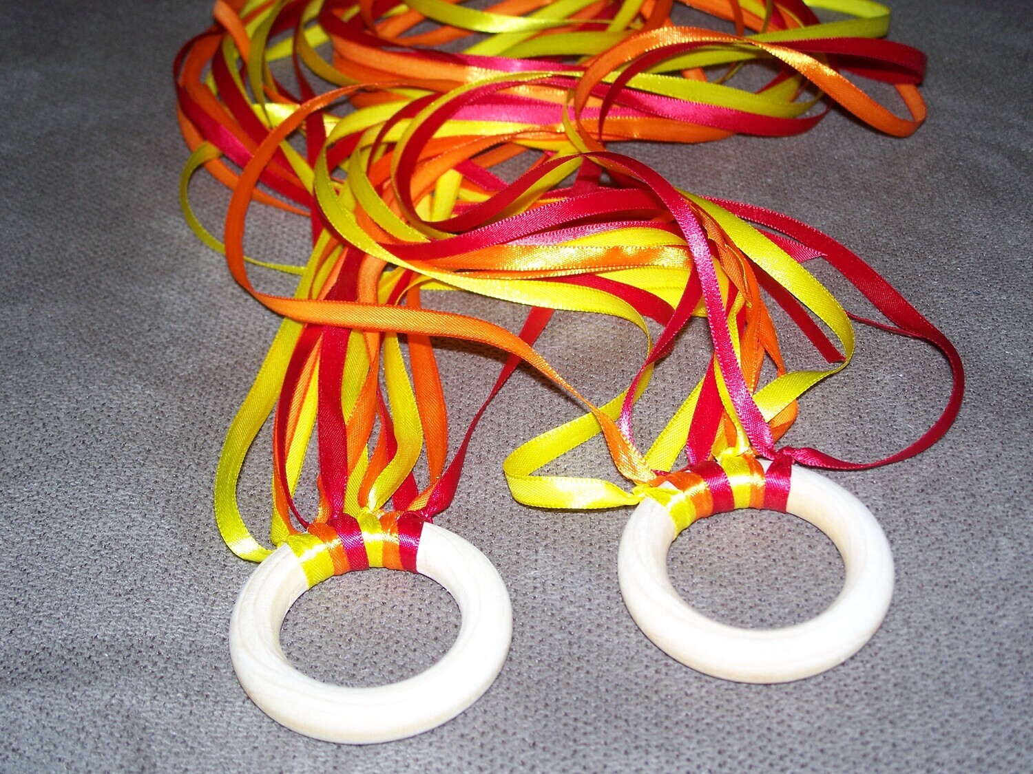 Hand Kite Pair, Colour: Summer