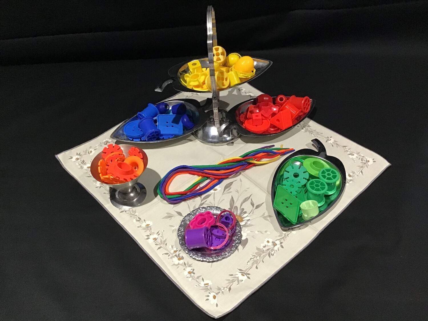 Threading Play Set