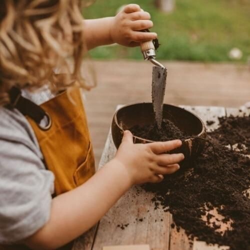 Children&#39;s Gardening Apron