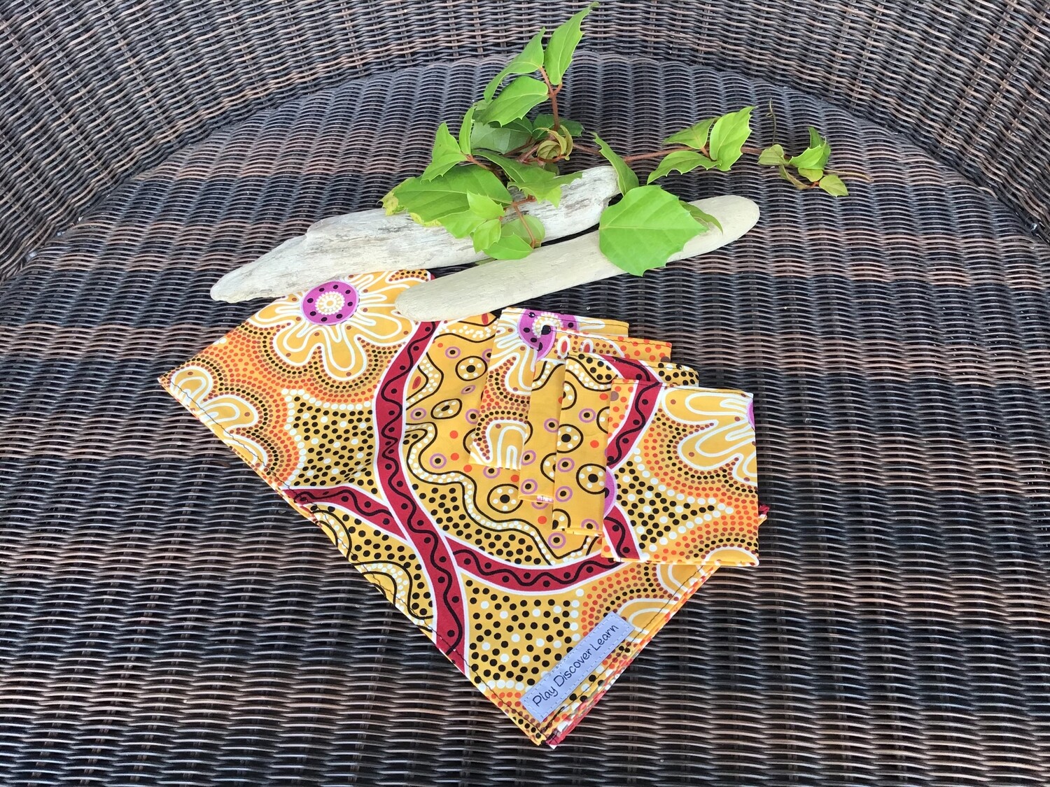Aboriginal Inspired Picnic Set, Art Design: Women&#39;s Business Gold