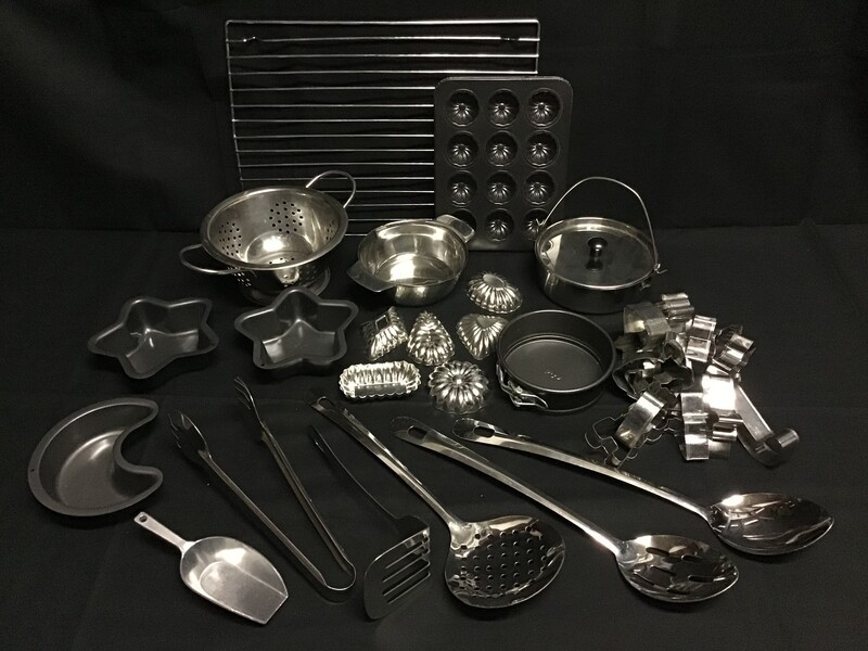 Silver Cooking Set