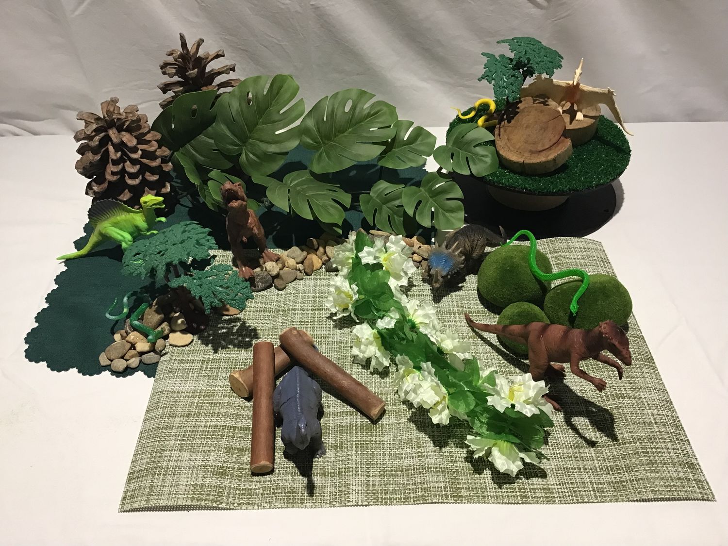 Dinosaur Play Set