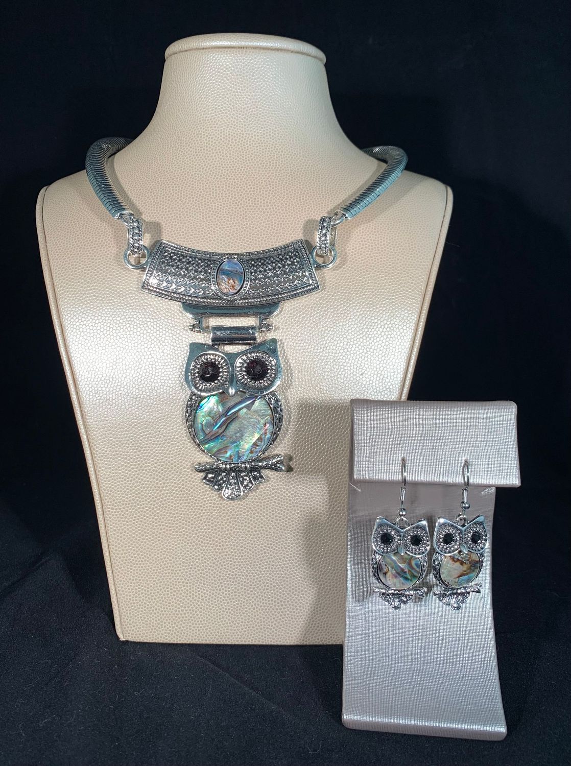 Silver Necklace Set With Black Iridescent Owl.