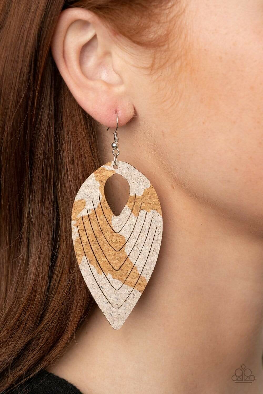Cork Cabana, COLOR: WHITE