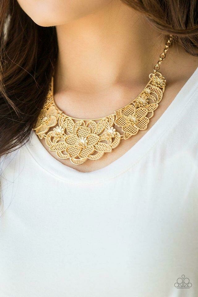 PETUNIA PARADISE, COLOR: GOLD