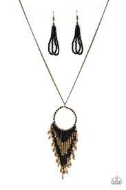 Badlands Beauty, Color: Black