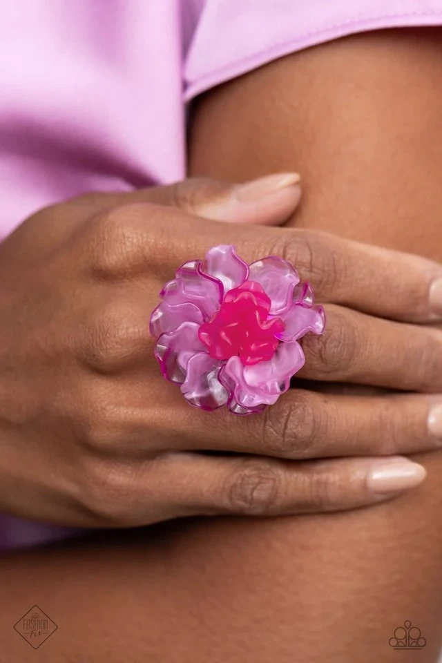 LUSH LOTUS