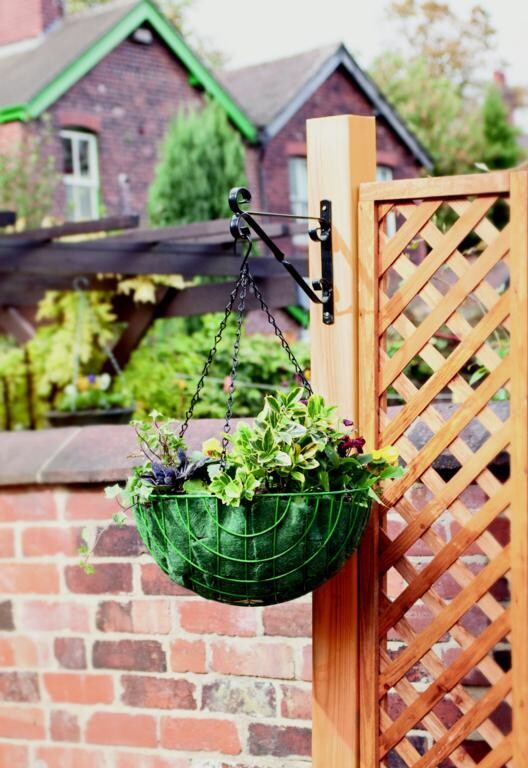 Ambassador Hanging Basket Bracket 30cm/12" Black