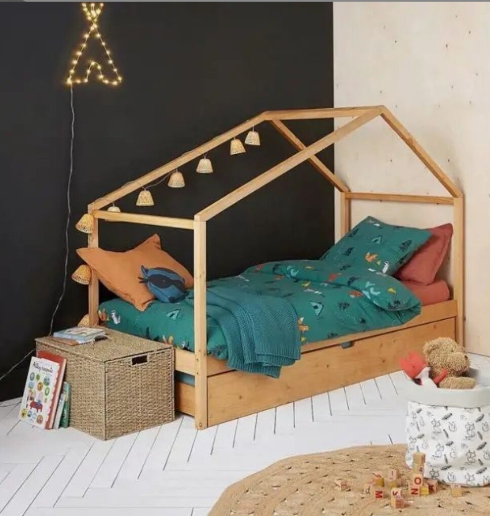 THE SARAH & DUCK BED WITH DRAWERS