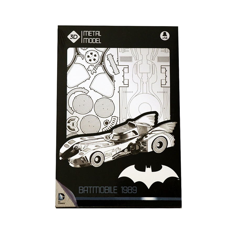 DC UNIVERSE   BATMOBILE 1989   MODEL KIT 3D IN METALLO 25CM