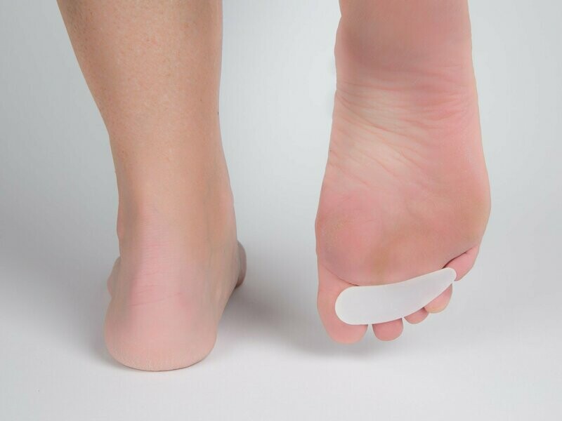 OrthoPÄD Zehenpolster links oder rechts aus 100% Silikon, 1 Stück nicht verpackt, Einheitsgröße
