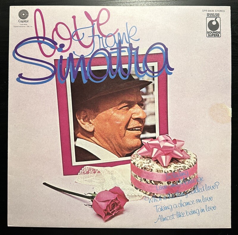 Фрэнк синатра love. Виниловая пластинка Фрэнк Синатра Нью Йорк. Дизайн музыкальной пластинки Фрэнка Синатры, 1956 год сол басс.