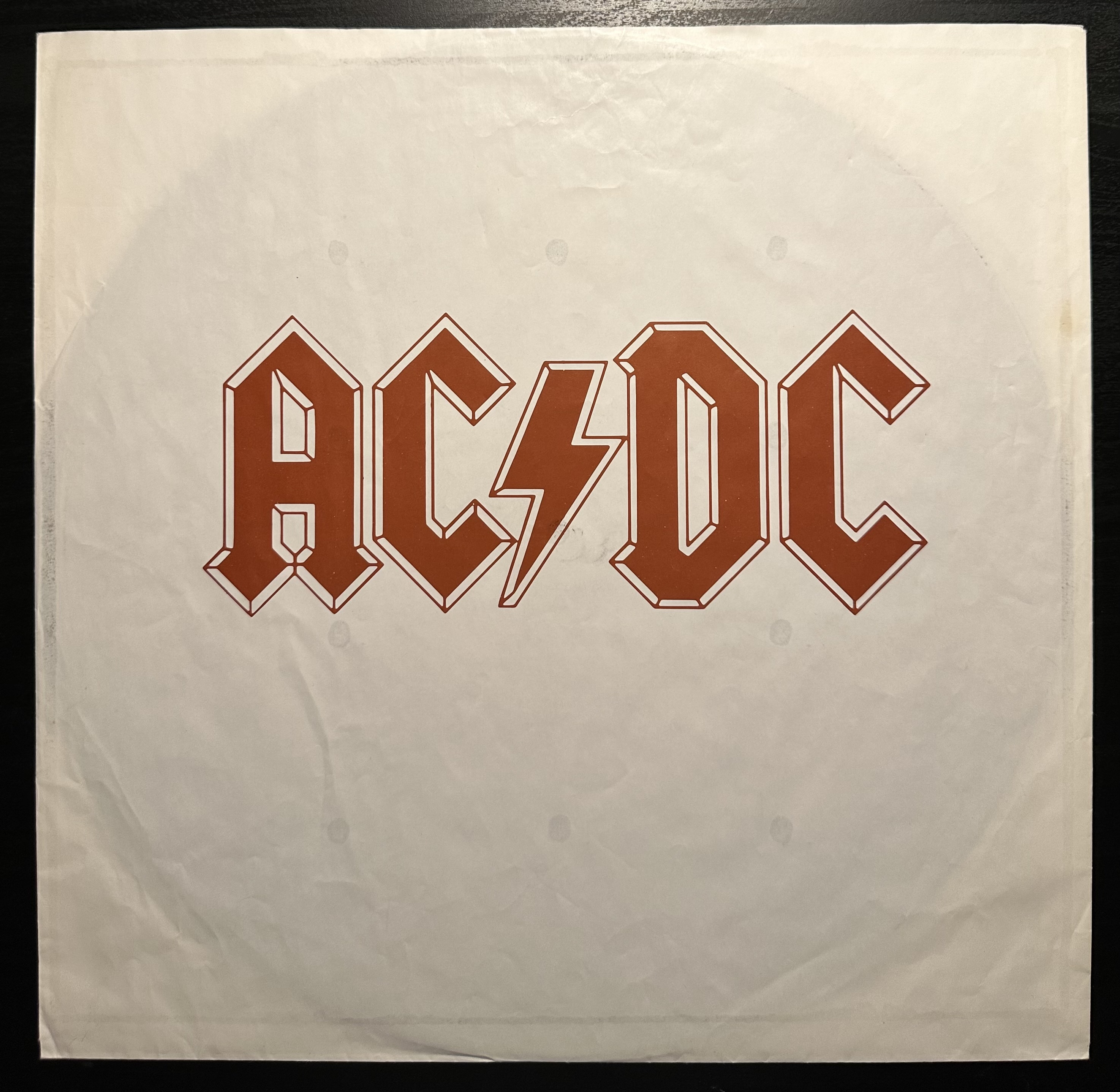 Ac dc live at river plate dvd. Ac dc обложки альбомов. Ac dc power up 2020. Группа ac/dc 2022. Альбом ac dc 2020.