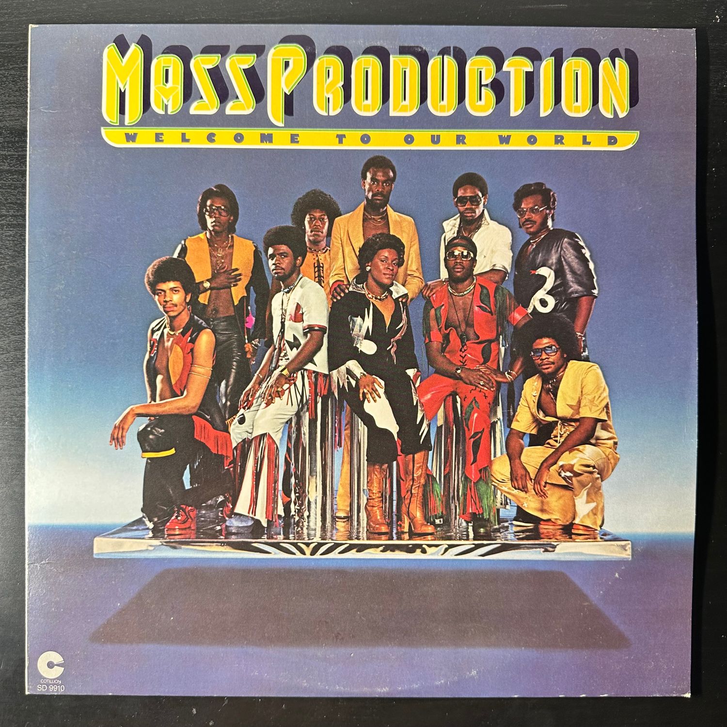 Mass Production ‎– Welcome To Our World (США 1976г.)