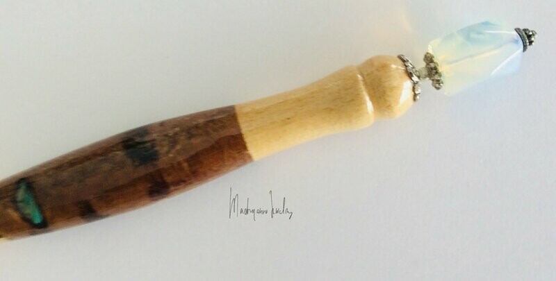 Beuken Houten Haarpen Haarpin handturned Hair stick Beech Banksia Lapis Lazuli Opaliet HPBEUK 01.004