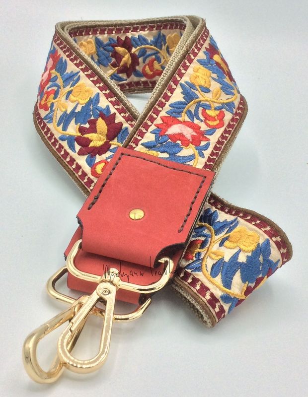 003A Tashengsel Bloemen bagstrap strap blauw rood