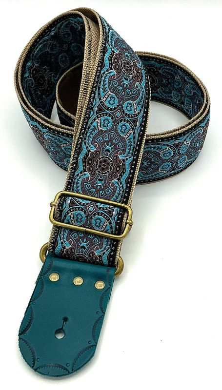 GBStof017 Gitaarband blauw beige barok bohemian leer 173cm