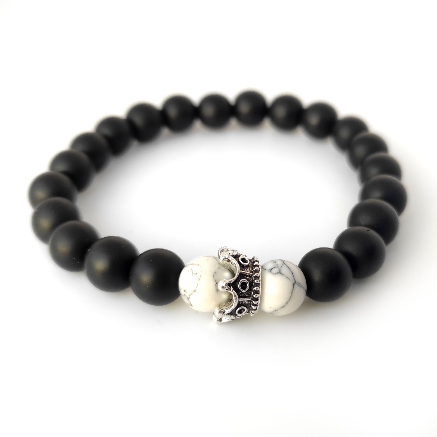 Black Onyx with Howlite gemstone & crown