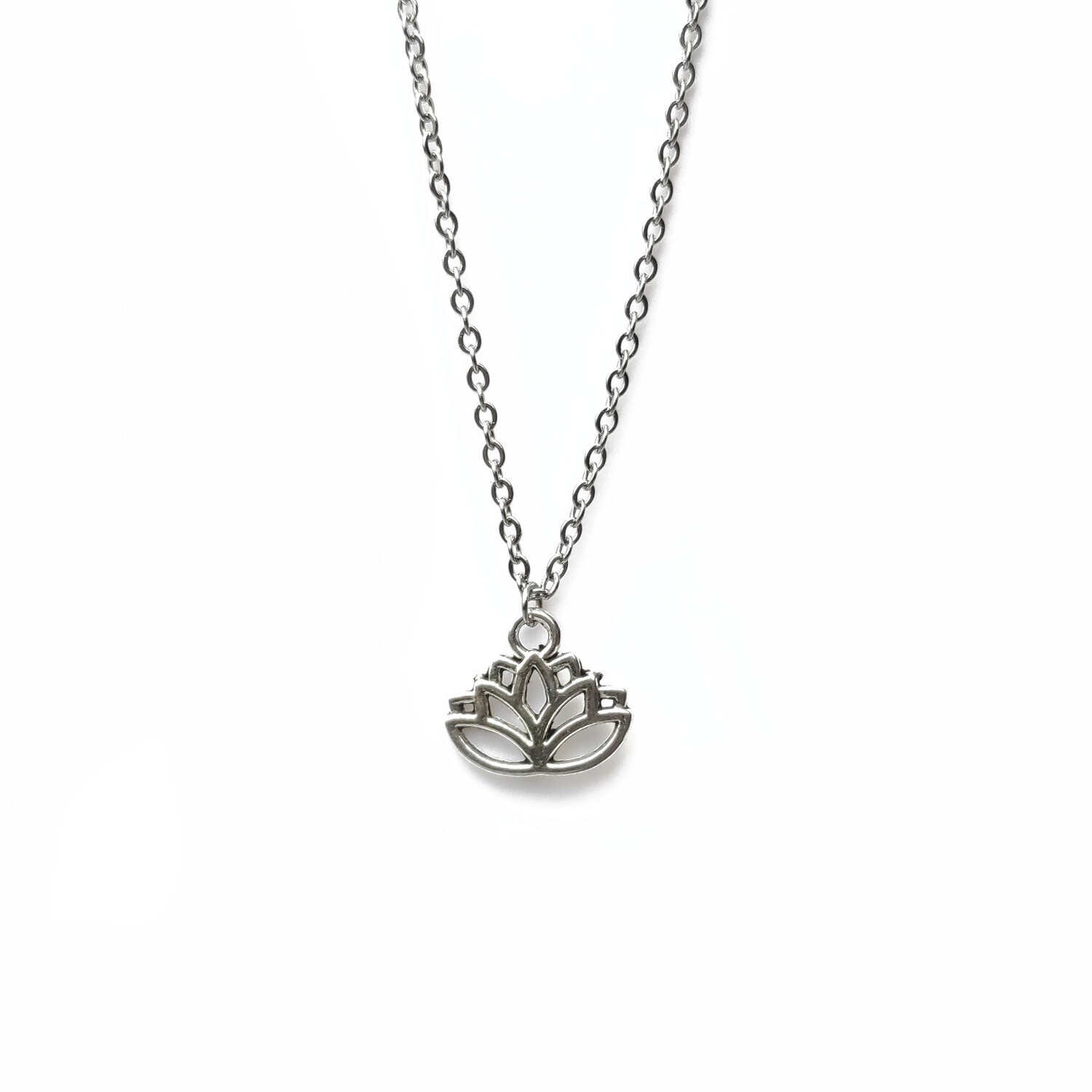 Lotus flower necklace 